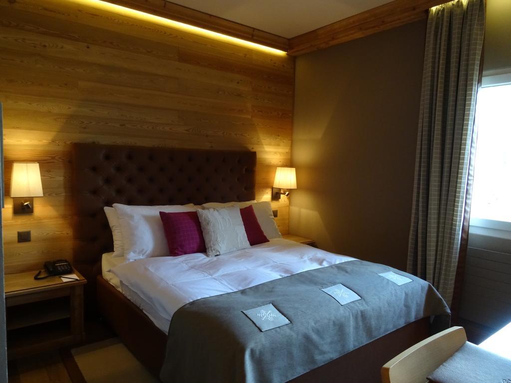 Hotel Royal Crans-Montana Bilik gambar